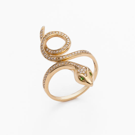 Diamond With Emerald Eyes Snake Ring