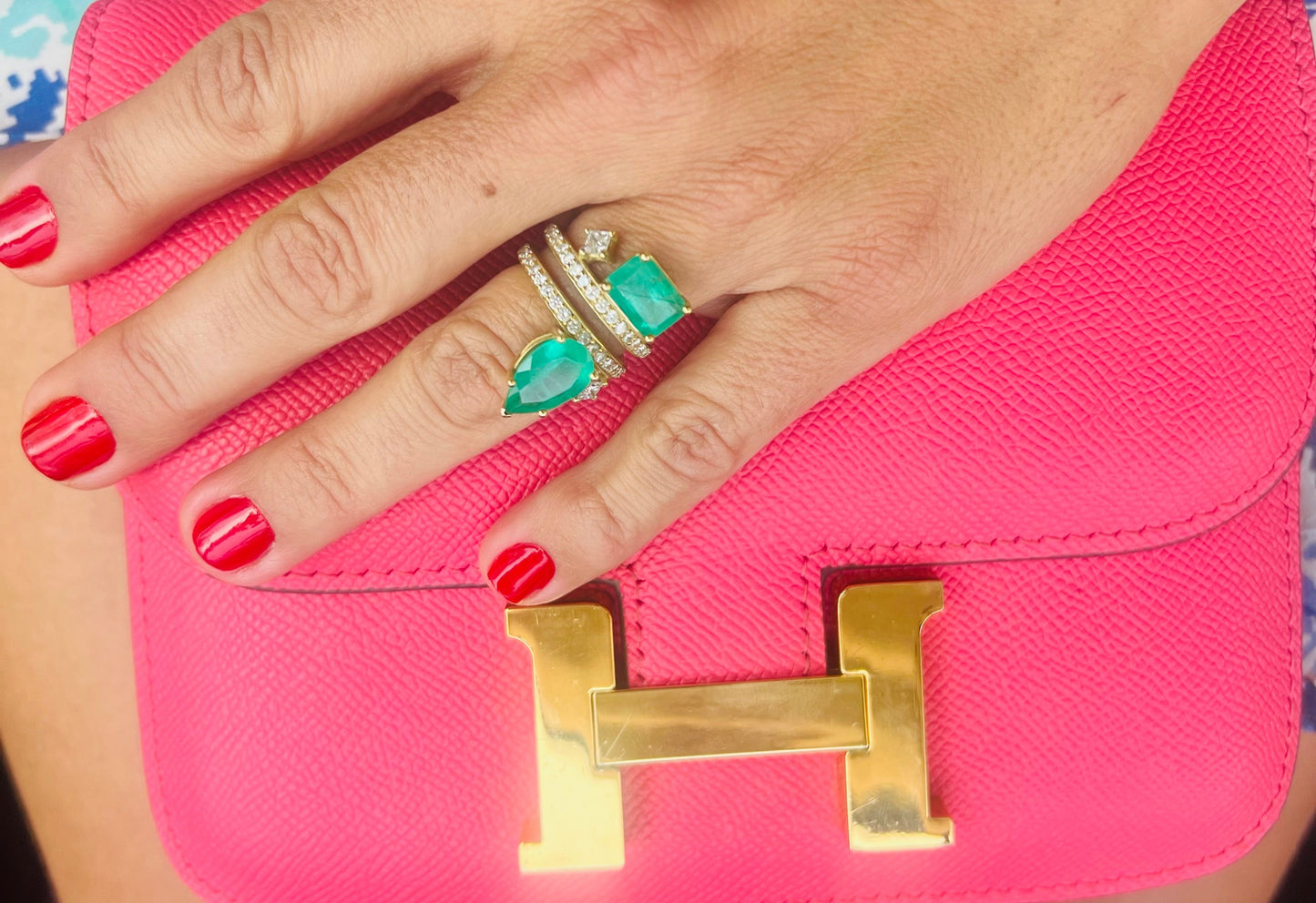 Diamond & Colombia Emerald Gold Ring