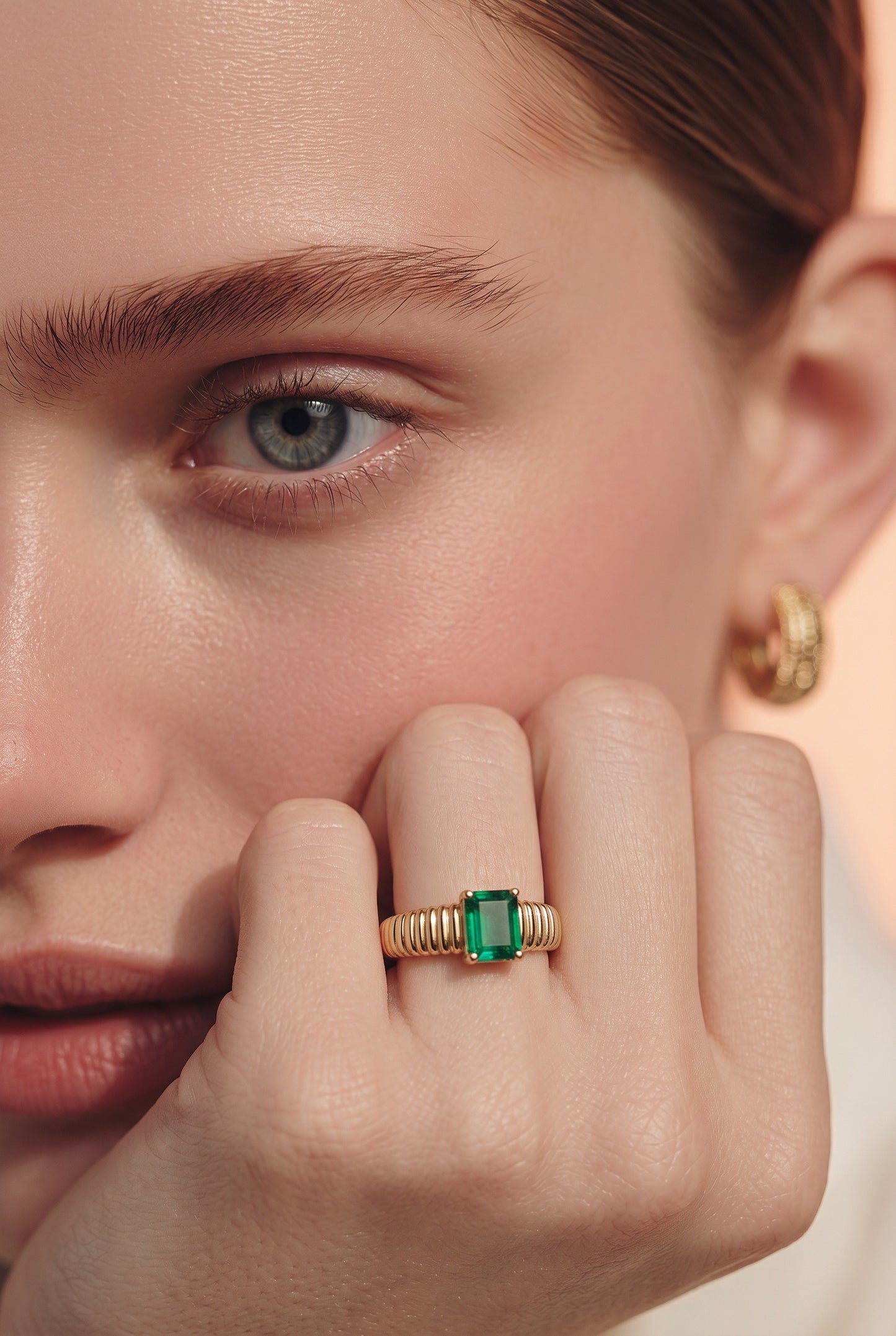 Emerald & Gold Thin Ring