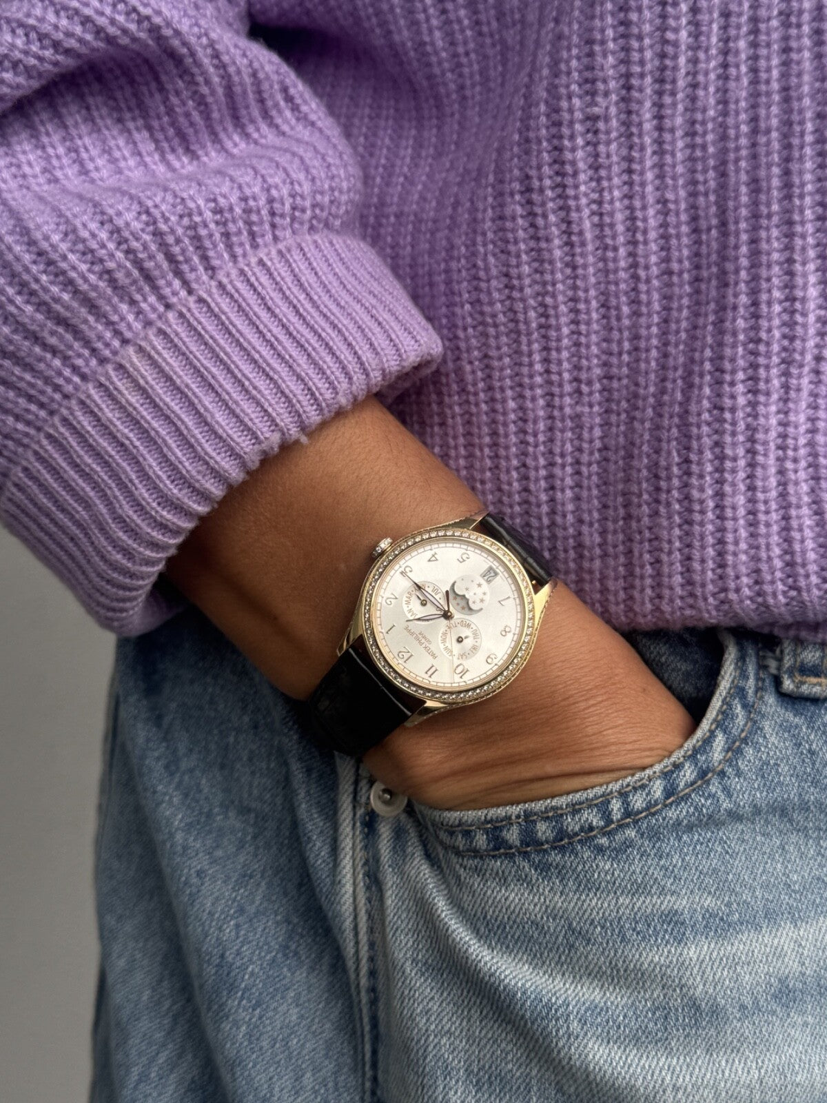 4947R-001 PATEK PHILIPPE COMPLICATIONS ANNUAL CALENDAR MOON PHASES WOMENS WATCH