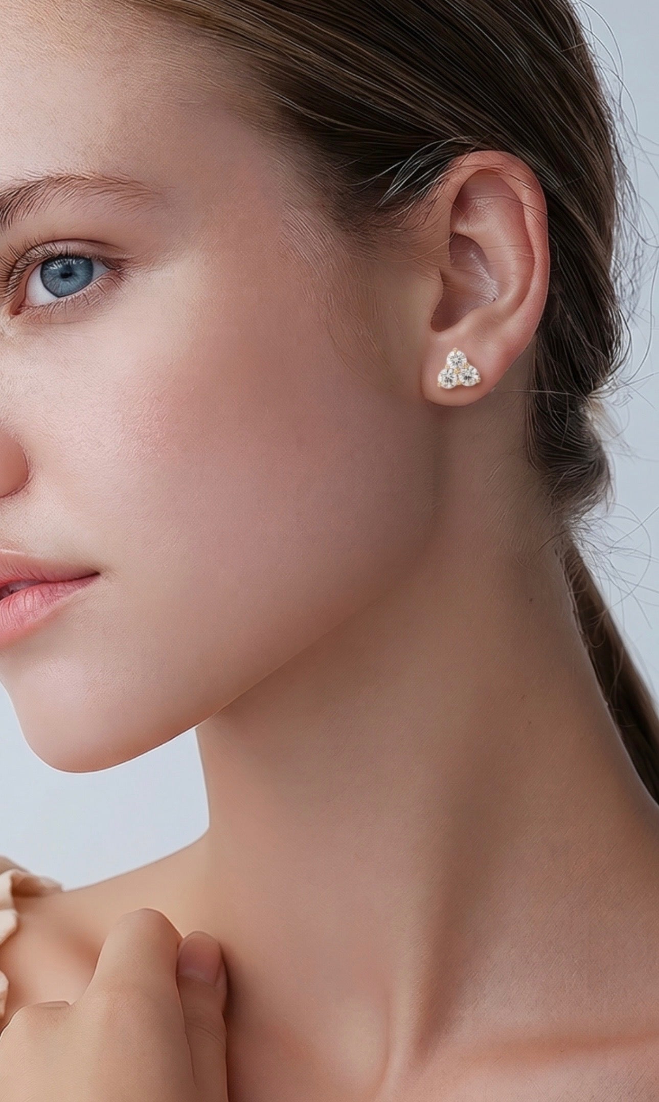 Trio Sparkling Round Diamonds Stud Earrings
