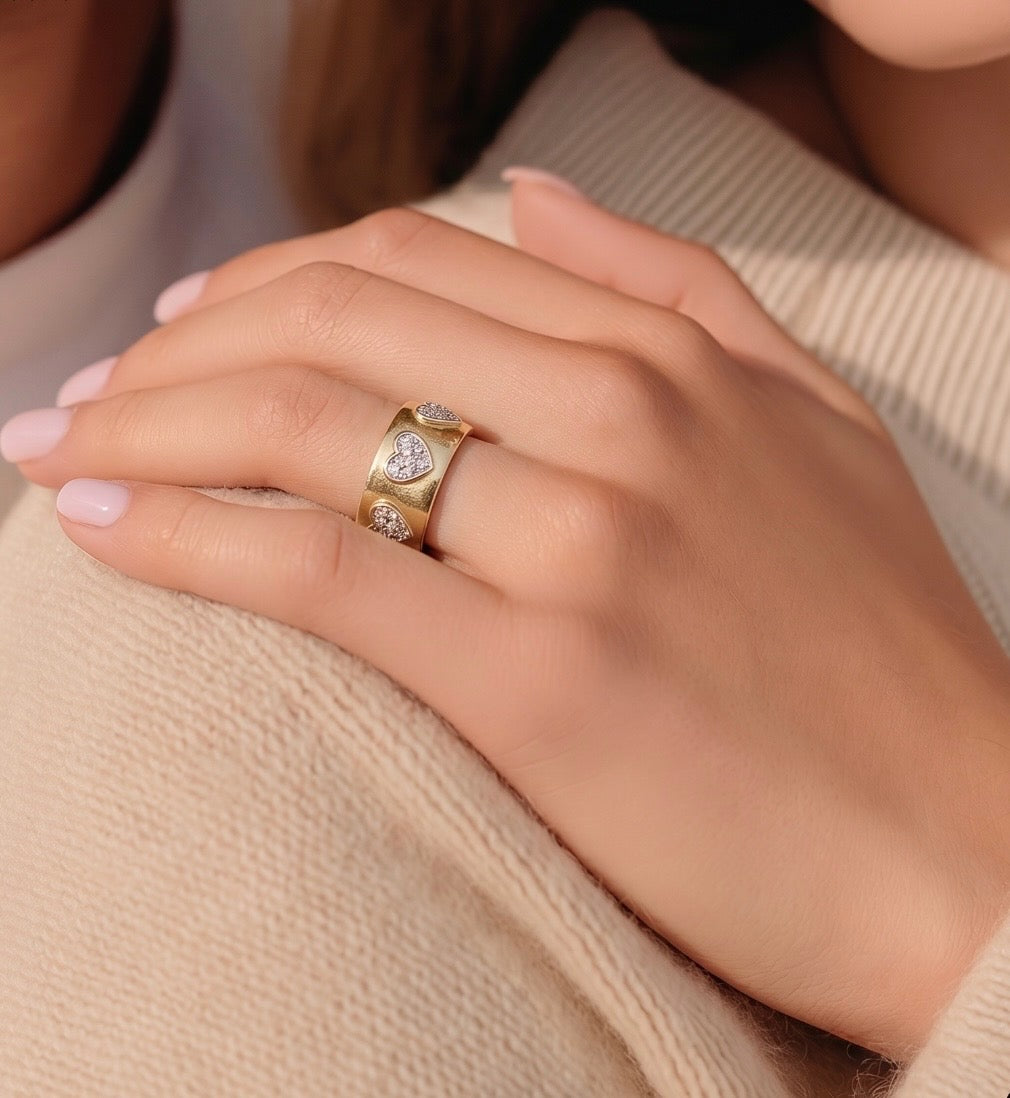 Gold & Diamond Heart Ring