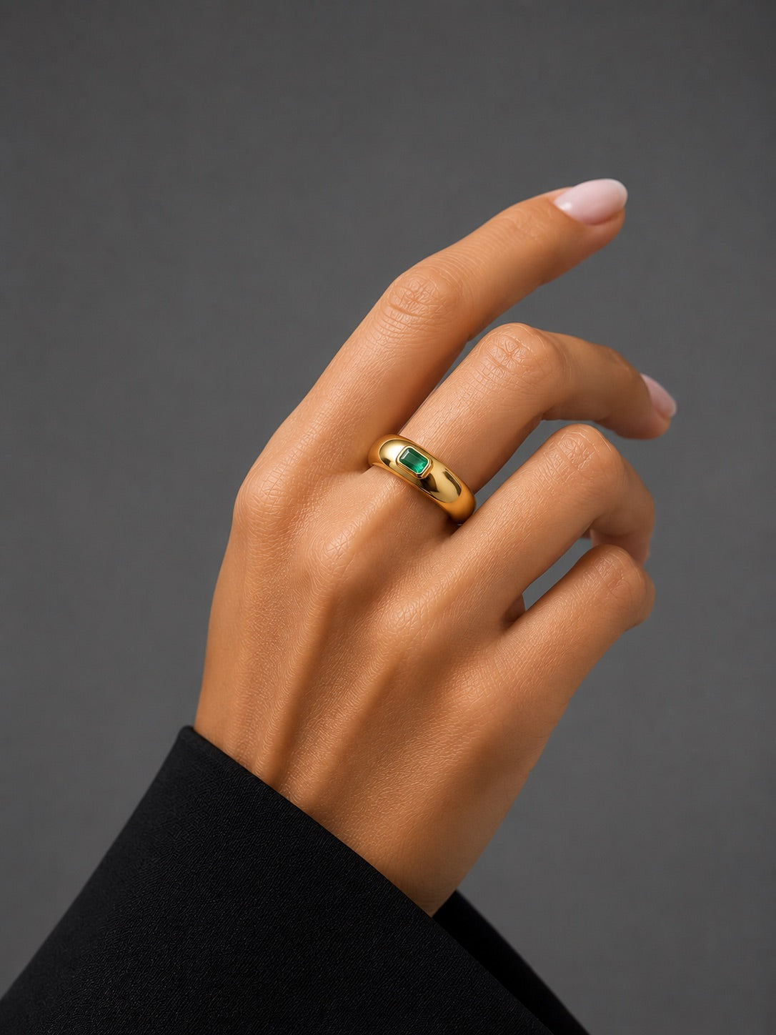 Dome Gold & Emerald Ring