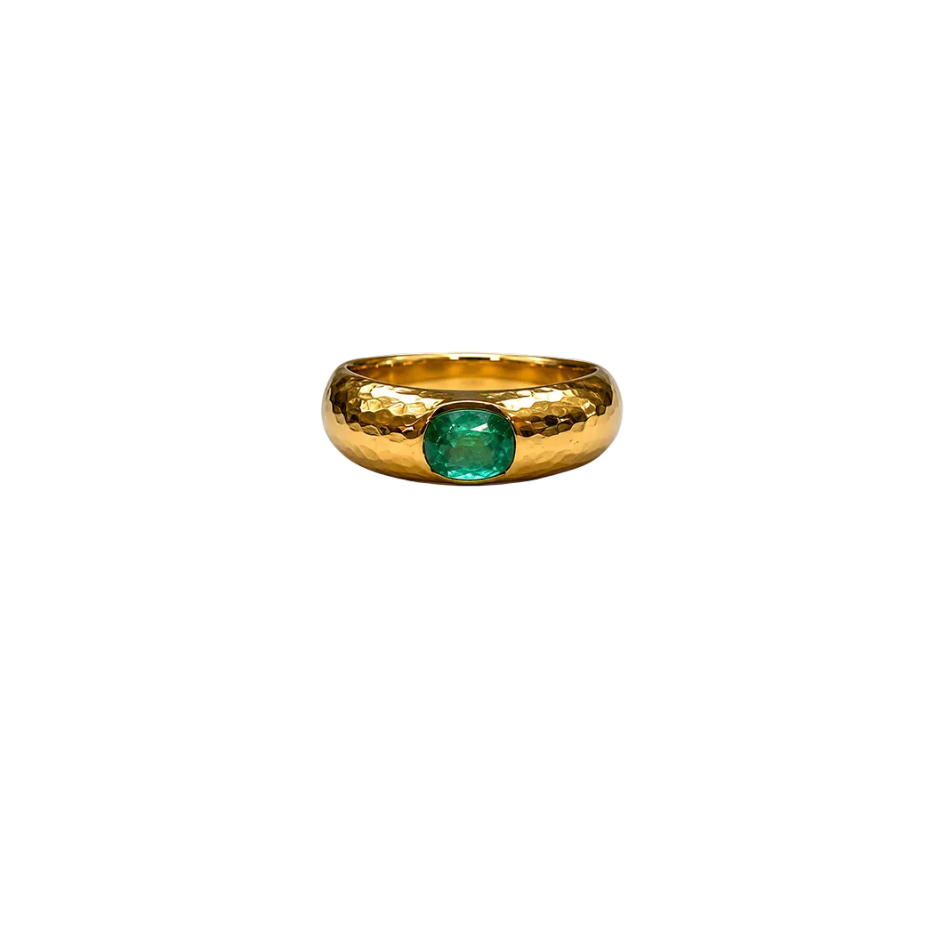 Colombia Emerald & Gold Hammered Ring