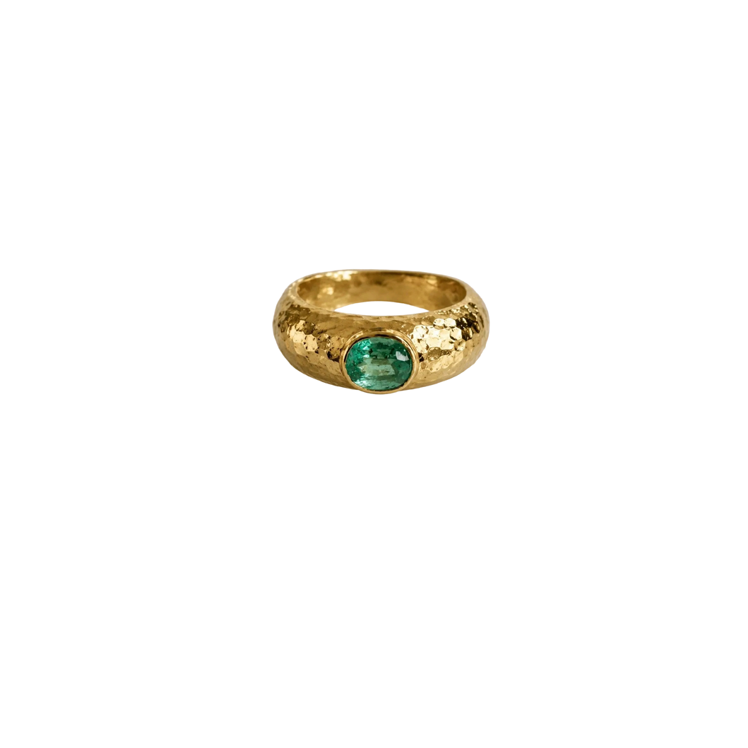 Colombia Emerald & Gold Hammered Ring